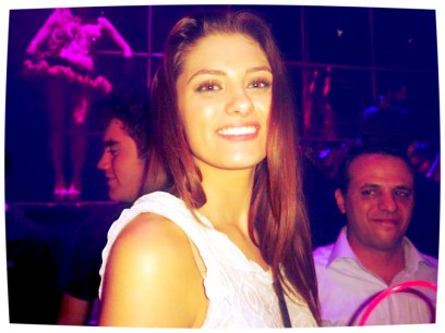 7dfac28c-8282-47b7-8e99-1d8d2de245de